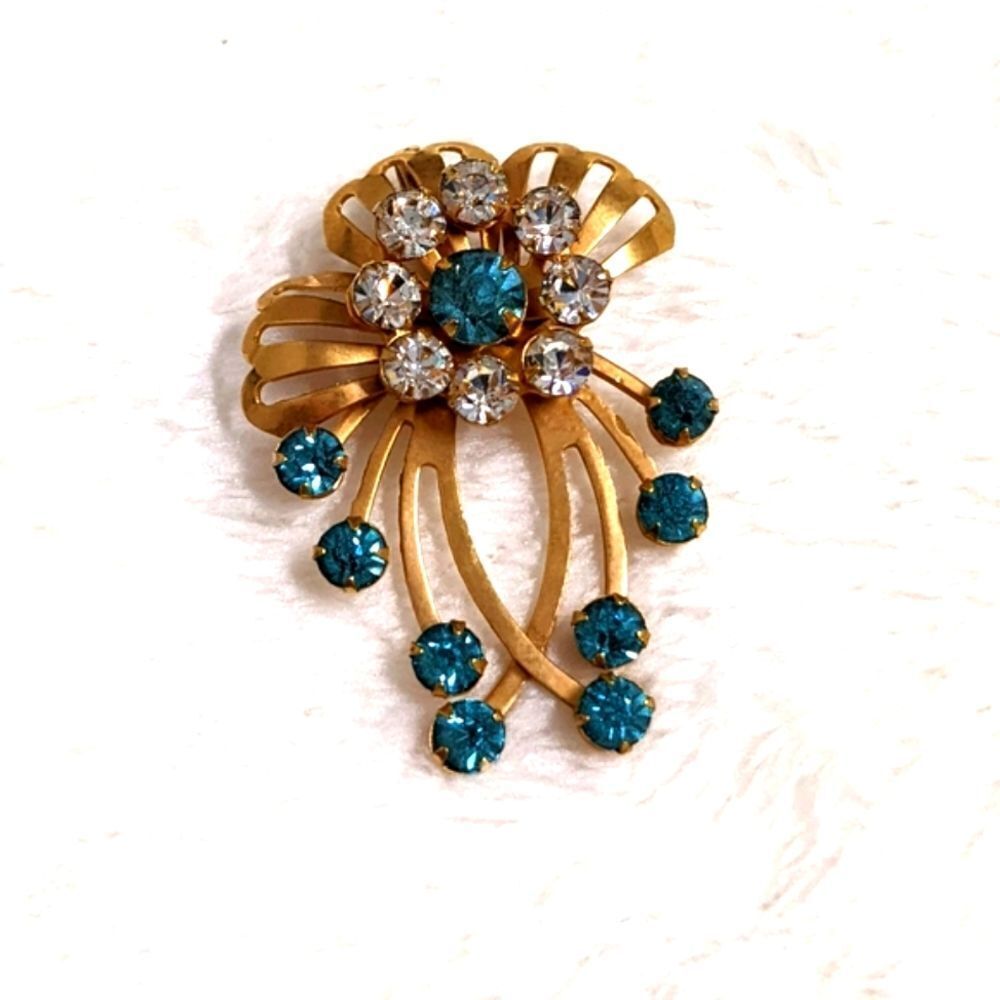Vintage 50's Teal Blue & Clear Rhinestone Floral Spray Brooche - Picture 10 of 10